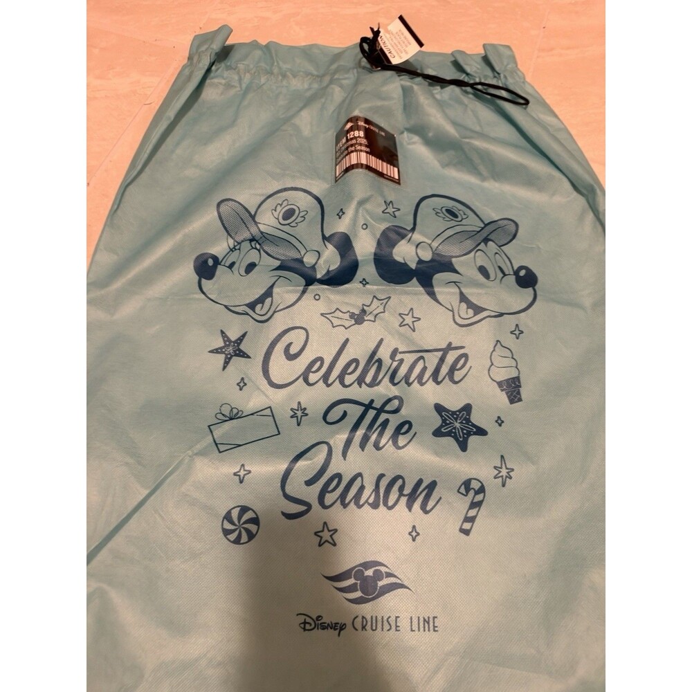 Disney Cruise Line 2025 Blanket Bag Celebrate The Season Mickey & Minnie DCL